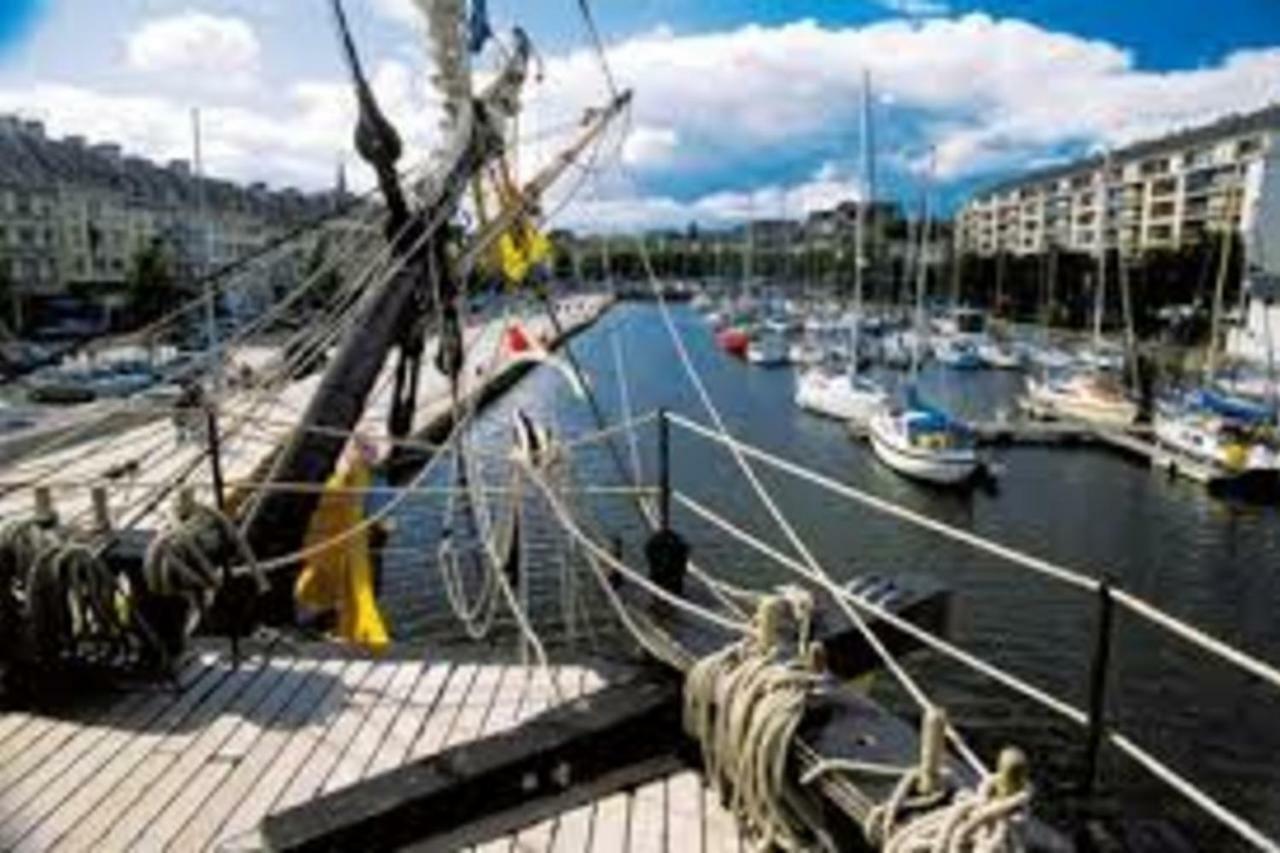 Port De Caen Haut De Gamme Apartamento Exterior foto